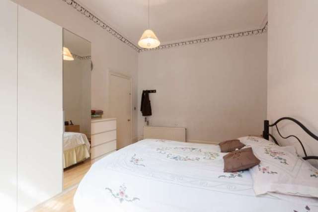  Image of 3 bedroom Flat for sale in Orwell Place Edinburgh EH11 at Edinburgh, EH11 2AD