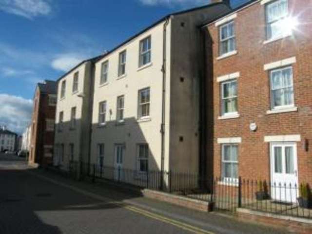  Image of 2 bedroom Flat for sale in Oxford Terrace Gloucester GL1 at Gloucester Gloucestershire Gloucester, GL1 3NT