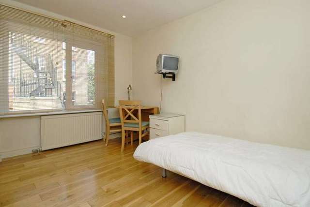  Image of Studio flat to rent in Palace Court London W2 at Palace Court  London, W2 4HU