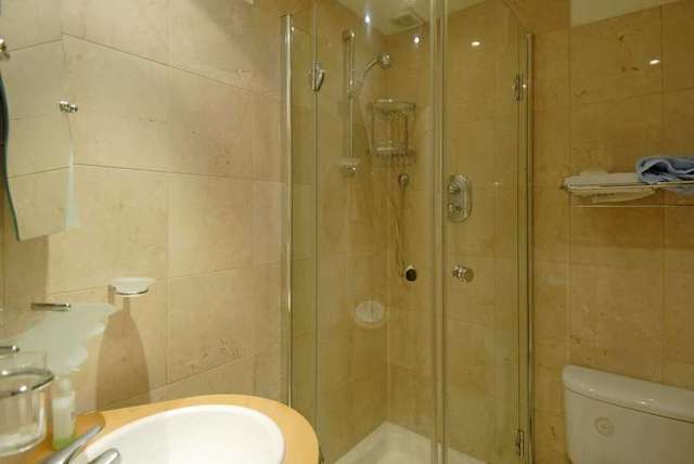  Image of Studio flat to rent in Palace Court London W2 at Palace Court  London, W2 4HU