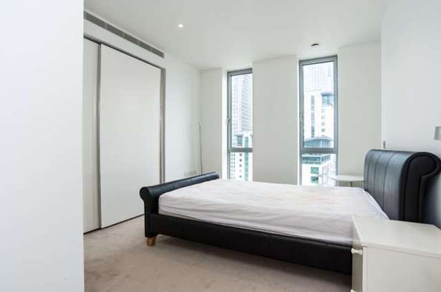  Image of 2 bedroom Flat for sale in Pan Peninsula Square London E14 at London, E14 9HG