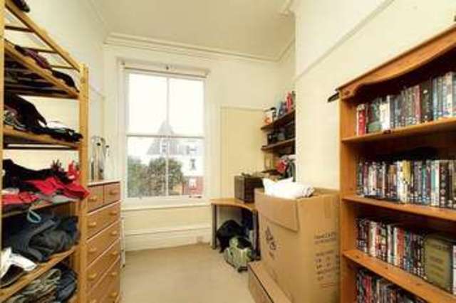 Image of 2 bedroom Flat for sale in Park Road Bognor Regis PO21 at Park Road  Bognor Regis, PO21 2PX