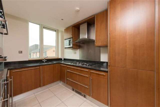  Image of 2 bedroom Flat to rent in St. Johns Wood Road London NW8 at London, NW8 7HB