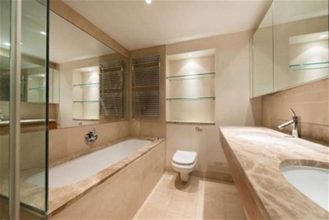  Image of 2 bedroom Flat to rent in St. Johns Wood Road London NW8 at London, NW8 7HB