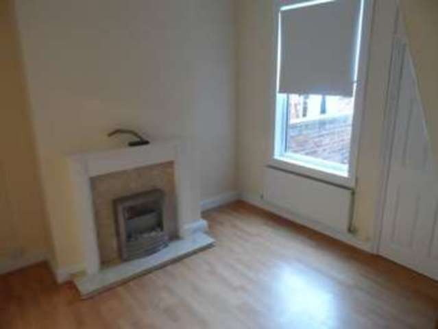  Image of 2 bedroom Terraced house to rent in Peel Street Wrexham LL13 at Peel Street  Wrexham, LL13 7TR