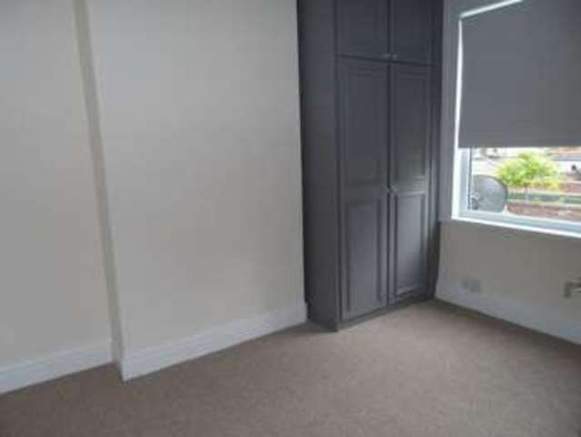  Image of 2 bedroom Terraced house to rent in Peel Street Wrexham LL13 at Peel Street  Wrexham, LL13 7TR