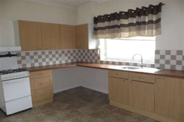  Image of 2 bedroom Detached house to rent in Peers Street Bury BL8 at Bury, BL8 2QF