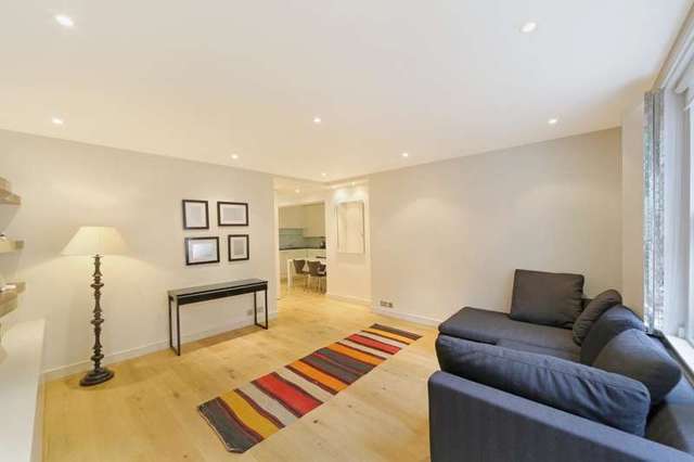  Image of 2 bedroom Ground Flat to rent in Pembridge Crescent London W11 at Pembridge Crescent  London, W11 3DT