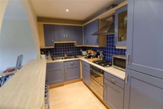  Image of 2 bedroom Property to rent in Penn Place Northway Rickmansworth WD3 at Rickmansworth, WD3 1QF