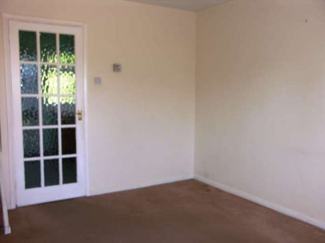 Image of 1 bedroom Terraced house to rent in Pheasant Close Tring HP23 at Pheasant Close  Tring, HP23 5EQ