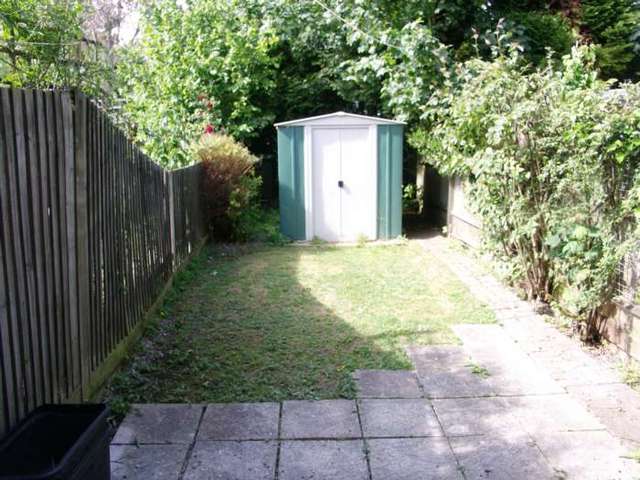 Image of 1 bedroom Terraced house to rent in Pheasant Close Tring HP23 at Pheasant Close  Tring, HP23 5EQ