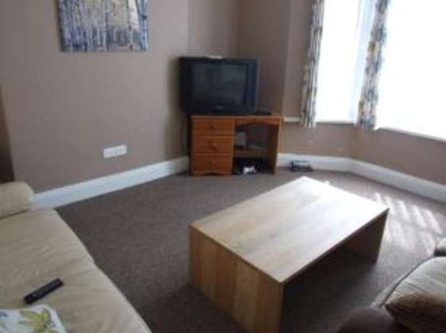  Image of 4 bedroom Terraced house for sale in Embankment Road Plymouth PL4 at Plymouth Devon Plymouth, PL4 9JF
