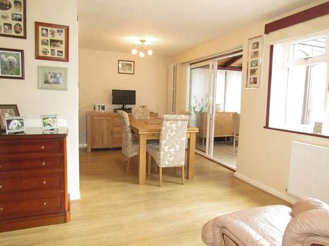  Image of 4 bedroom Detached house for sale in Pond End Road Sonning Common Reading RG4 at Sonning Common  Reading, RG4 9SA