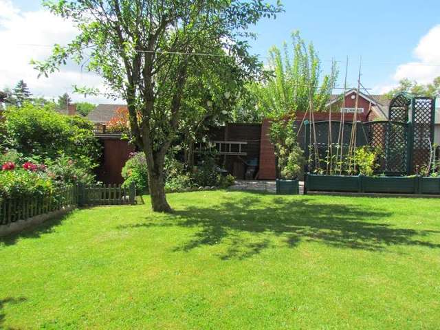  Image of 4 bedroom Detached house for sale in Pond End Road Sonning Common Reading RG4 at Sonning Common  Reading, RG4 9SA