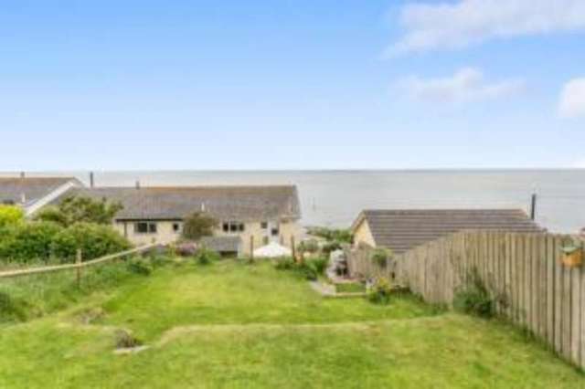  Image of 3 bedroom End of Terrace for sale in Whitsand Bay View Portwrinkle Torpoint PL11 at Portwrinkle Torpoint Portwrinkle, PL11 3DB