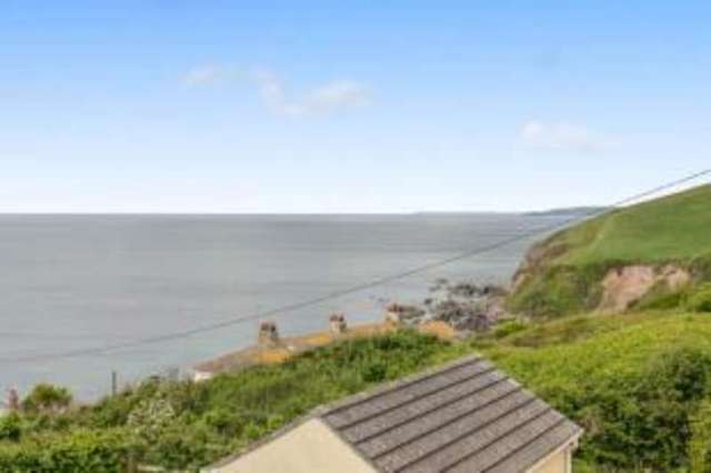  Image of 3 bedroom End of Terrace for sale in Whitsand Bay View Portwrinkle Torpoint PL11 at Portwrinkle Torpoint Portwrinkle, PL11 3DB