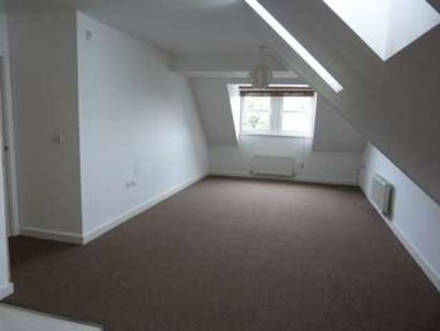  Image of 2 bedroom Flat to rent in Prenton Lane Birkenhead CH42 at Prenton Lane  Birkenhead, CH42 8LB