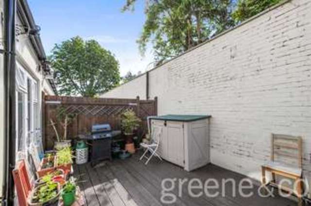  Image of 2 bedroom Flat to rent in Primezone Mews London N8 at Crouch End London Hornsey, N8 9JP