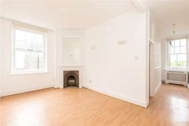  Image of 1 bedroom Flat to rent in Prince of Wales Drive London SW11 at Battersea London Battersea, SW11 4EG