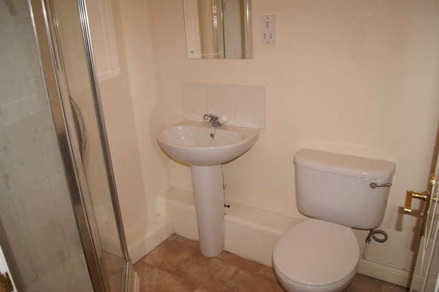  Image of 2 bedroom Flat to rent in Princes Gate Horbury Wakefield WF4 at Horbury Horbury, WF4 5RD