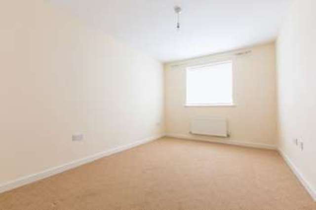  Image of 3 bedroom Flat to rent in Green Lane Standish Wigan WN6 at Green Lane Standish Wigan, WN6 0TU