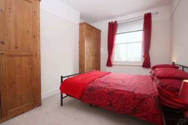  Image of 4 bedroom Semi-Detached house for sale in Pump Hill Loughton IG10 at Pump Hill  Loughton, IG10 1RT