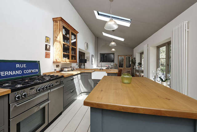  Image of 4 bedroom Detached house for sale in Quarr Road Binstead Ryde PO33 at Ryde Ryde Isle Of Wight, PO33 4EL