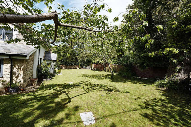  Image of 4 bedroom Detached house for sale in Quarr Road Binstead Ryde PO33 at Ryde Ryde Isle Of Wight, PO33 4EL
