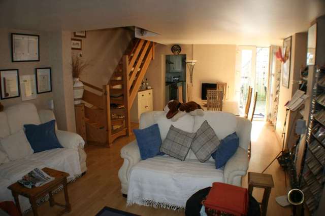  Image of 6 bedroom Terraced house for sale in Queens Gardens Broadstairs CT10 at Queens Gardens  Broadstairs, CT10 1QE