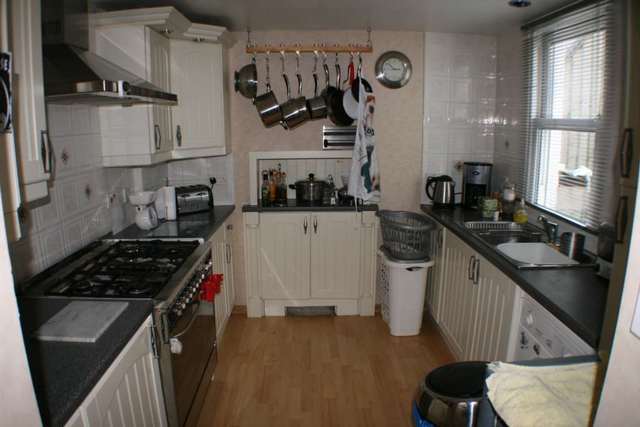  Image of 6 bedroom Terraced house for sale in Queens Gardens Broadstairs CT10 at Queens Gardens  Broadstairs, CT10 1QE