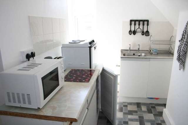  Image of 6 bedroom Terraced house for sale in Queens Gardens Broadstairs CT10 at Queens Gardens  Broadstairs, CT10 1QE