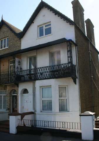  Image of 6 bedroom Terraced house for sale in Queens Gardens Broadstairs CT10 at Queens Gardens  Broadstairs, CT10 1QE