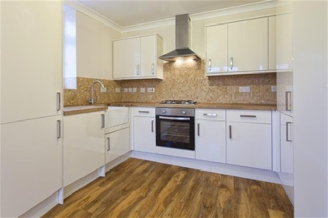  Image of 2 bedroom Flat to rent in Wensley Road Reading RG1 at Reading, RG1 6DJ
