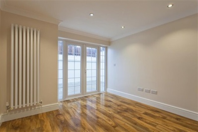  Image of 2 bedroom Flat to rent in Wensley Road Reading RG1 at Reading, RG1 6DJ