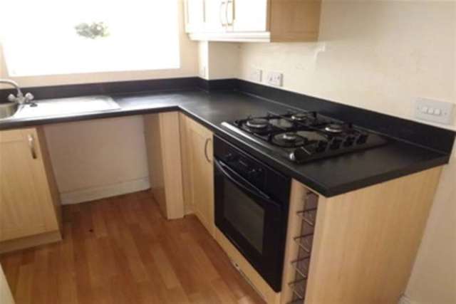  Image of 2 bedroom Detached house to rent in Railway Street Atherton Manchester M46 at Manchester, M46 0HG