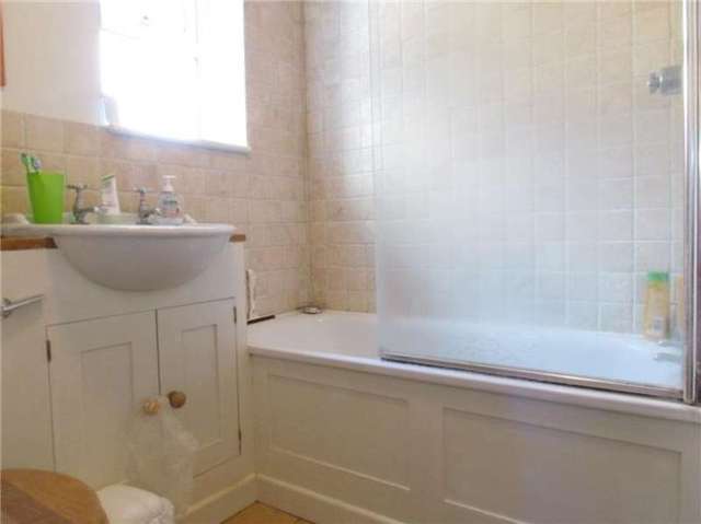  Image of 2 bedroom Detached house to rent in Railway Street Cherry Hinton Cambridge CB1 at Cherry Hinton, CB1 9LL