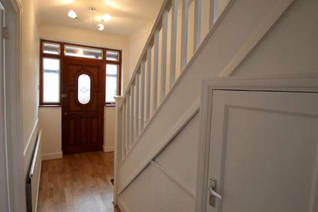  Image of 3 bedroom Detached house to rent in Ranfurly Road Sutton SM1 at Sutton, SM1 3JB