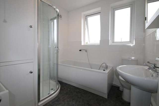  Image of 3 bedroom Detached house to rent in Ranfurly Road Sutton SM1 at Sutton, SM1 3JB