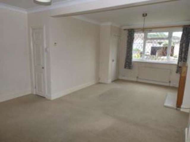  Image of 3 bedroom Terraced house for sale in Shirley Avenue Reading RG2 at Reading Berkshire Shinfield, RG2 8TD