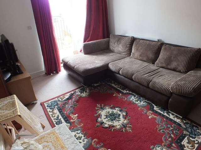 Image of 1 bedroom Flat to rent in Deveron Drive Tilehurst Reading RG30 at Deveron Drive Reading, Tilehurst Berkshire, RG30 4ET