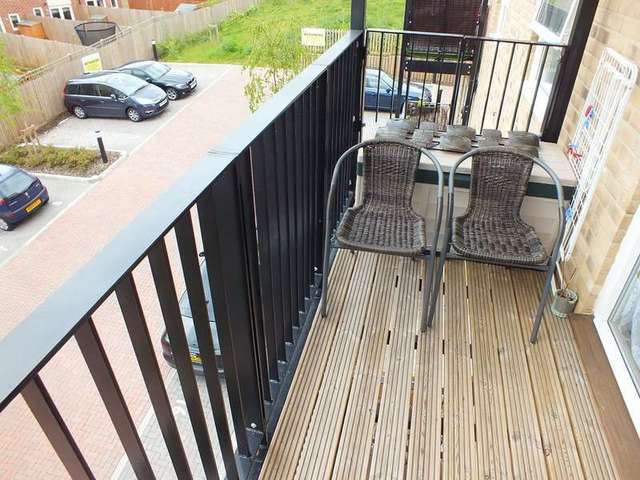  Image of 1 bedroom Flat to rent in Deveron Drive Tilehurst Reading RG30 at Deveron Drive Reading, Tilehurst Berkshire, RG30 4ET