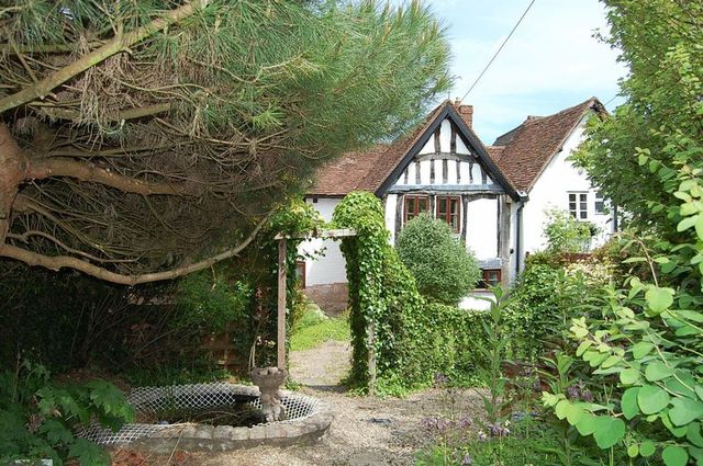  Image of 2 bedroom Property for sale in Red Lion Street Alvechurch Birmingham B48 at 5 Red Lion Street Alvechurch Birmingham, B48 7LG