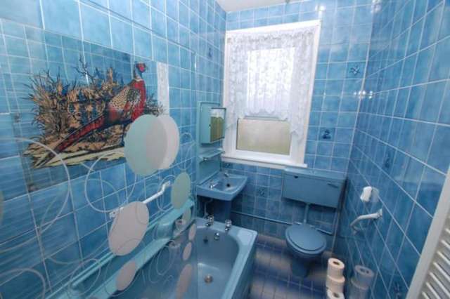  Image of 2 bedroom Flat for sale in Redpath Drive Glasgow G52 at Redpath Drive  Cardonald, G52 2HE