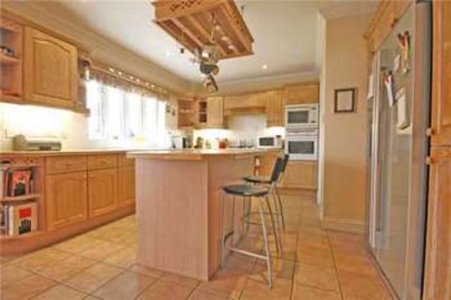  Image of 6 bedroom Detached house for sale in Redwing Gardens West Byfleet KT14 at West Byfleet Surrey West Byfleet, KT14 6QJ