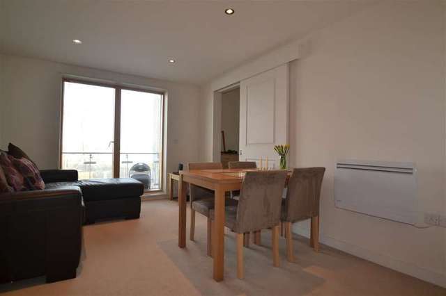  Image of 1 bedroom Apartment to rent in Durnsford Road London SW19 at Haydons Road, SW19 8GU