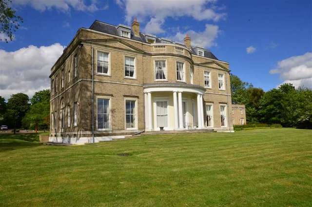  Image of 4 bedroom Apartment for sale in Claybury Hall Regents Drive Woodford Green IG8 at Woodford Green Essex Woodford Green, IG8 8RW