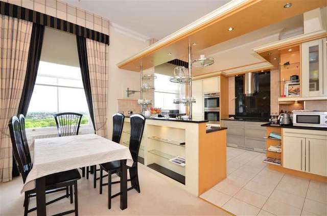  Image of 4 bedroom Apartment for sale in Claybury Hall Regents Drive Woodford Green IG8 at Woodford Green Essex Woodford Green, IG8 8RW