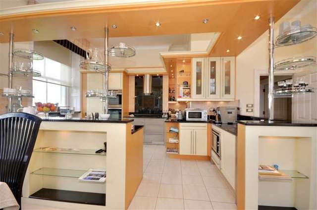  Image of 4 bedroom Apartment for sale in Claybury Hall Regents Drive Woodford Green IG8 at Woodford Green Essex Woodford Green, IG8 8RW