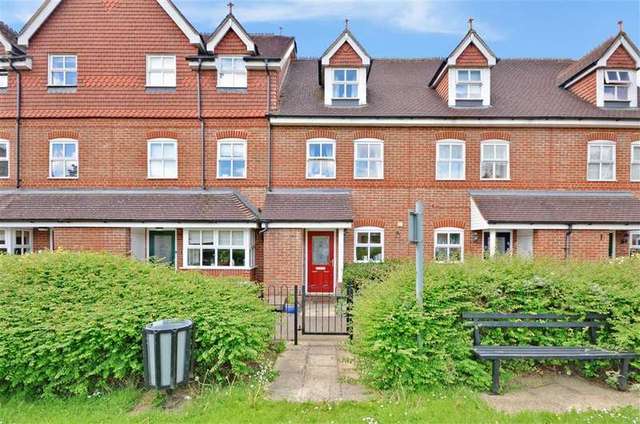  Image of 3 bedroom Town House for sale in Regents Mews Horley RH6 at Horley Surrey Horley, RH6 7AN