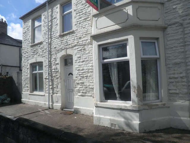  Image of 6 bedroom Terraced house to rent in Richard Street Cathays Cardiff CF24 at Richards Street  Cardiff, CF24 4DA